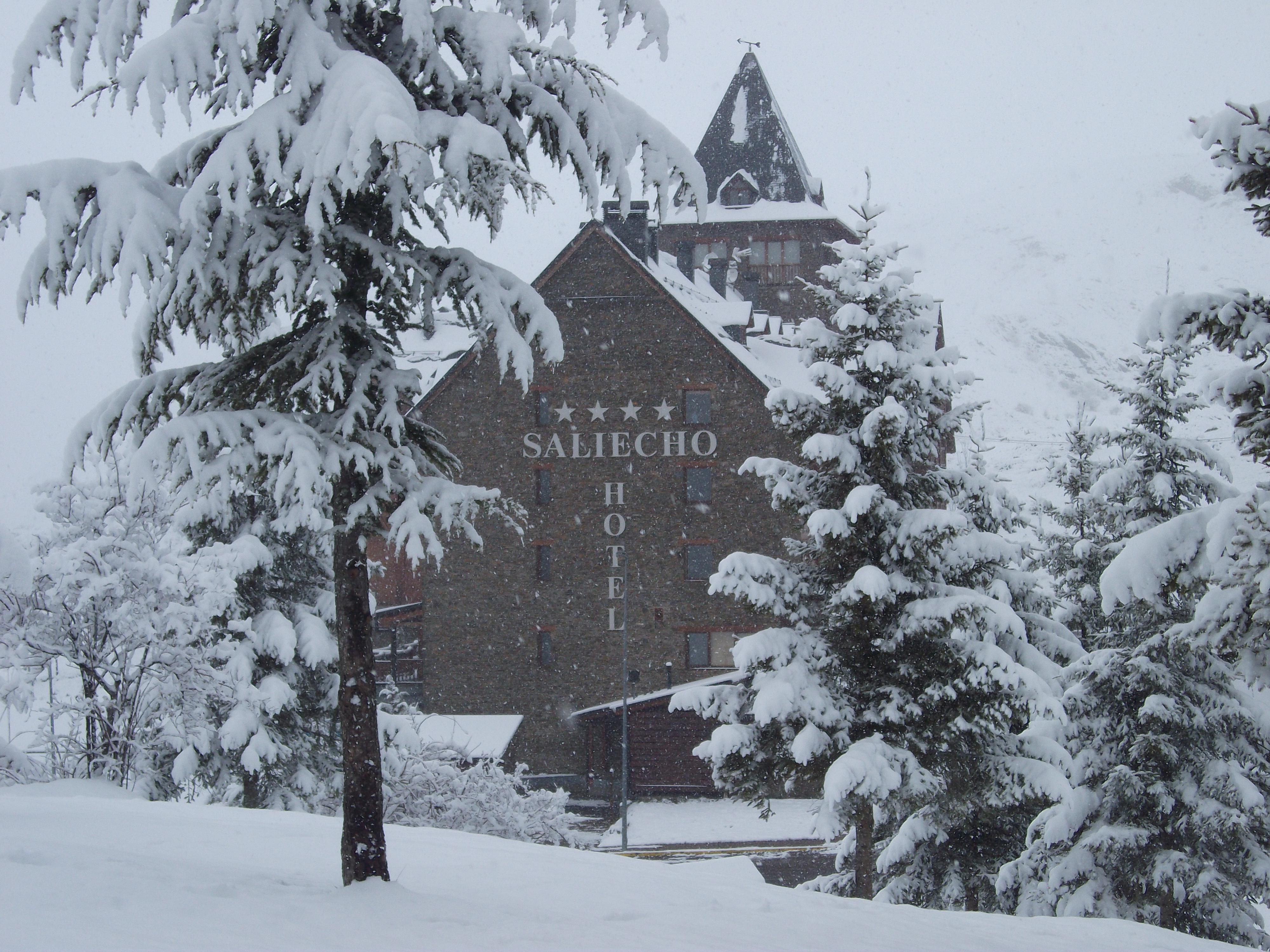 Hotel Saliecho Formigal Exterior photo